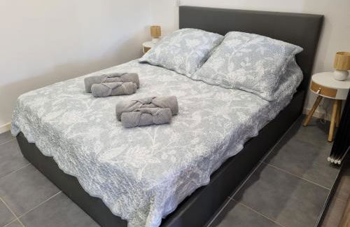 La petite Luciole entre mer et montagne. - Foto 12