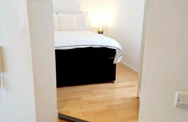 Birmingham City Centre Apartment Lift TV - Foto 23