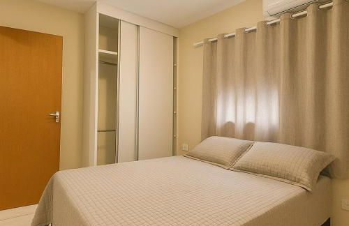 Apartmento com Garagem, Ar Condicionado próximo Madrecor, UFU, Parque Sabia - Foto 35