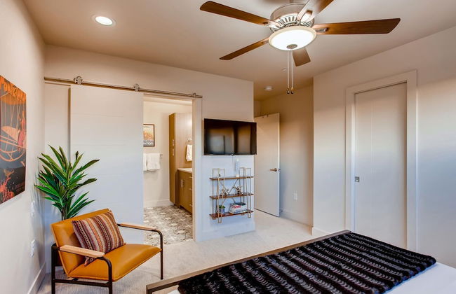 Old Town Group Retreat - New to Brewery District! - Foto 11