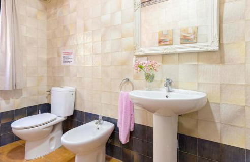 Stunning Home In Ubrique With Kitchen - Foto 33