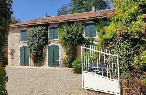 4 Bed-Sleeps 8-Aircon-Garden-Pool-Parking - Foto 1