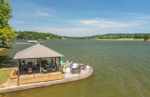 Lake Therapy - Gazebo On The Lake, Easy Walk To The Water! - Foto 7