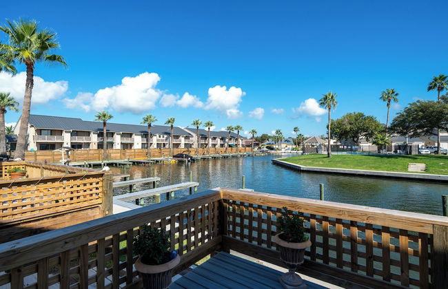 Bay House Condos - Foto 42