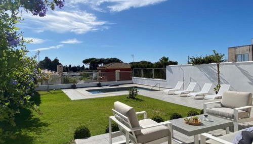 Exclusiva Villa Lujo con piscina privada by Chiclana Dreams - Foto 2, Garden, sunbed, Garden view