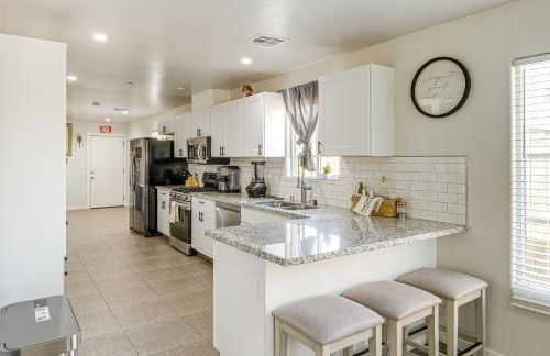 1 Mi to Rabobank Arena Home with Gazebo! - Photo 8