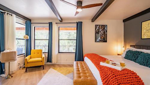 Secluded Mtn Top Family Haven w/Views Spa & Arcade - Foto 4