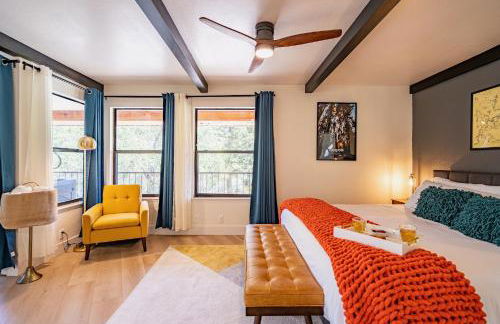 Secluded Mtn Top Family Haven w/Views Spa & Arcade - Photo 4