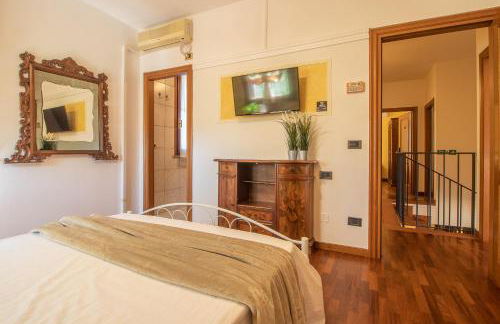 Villa Ferrara Resort con Piscina e Spazi per Eventi Privati, Laurea, Compleanno, Matrimonio - Foto 9