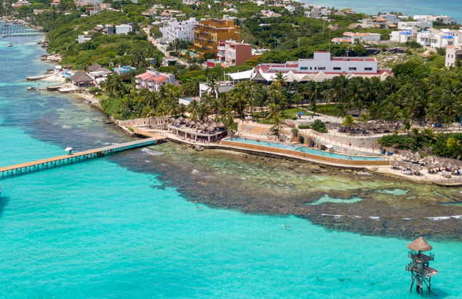 Catamaran Cruise to Isla Mujeres - Photo 8