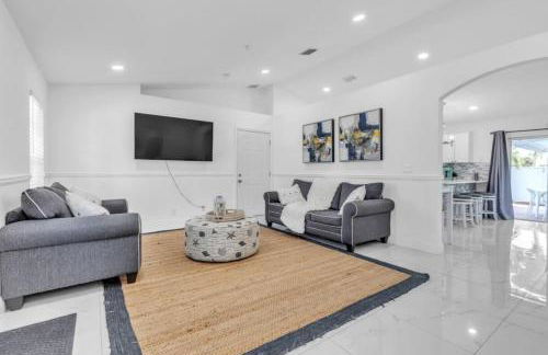 Tropical Oasis sleeps 12 - Foto 2