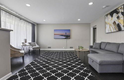 Charming Retreat in the Heart of Des Plaines residence - Foto 11