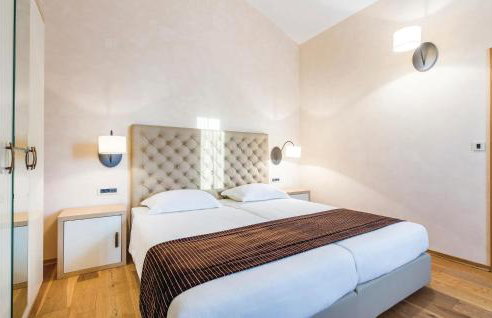 Beautiful Home In Turcic With Wifi - Foto 31