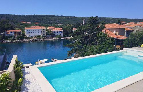 SOL luxury residence near the beach with shared heated pool - Foto 51