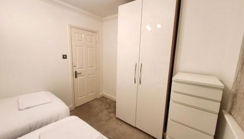 Garland Stylish 2 Bedroom Apartment A Minute Walk From Station - Foto 2