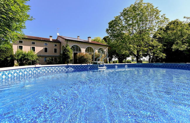 The Mulberries Three Bedroom and two Bathroom Apartment - Foto 11