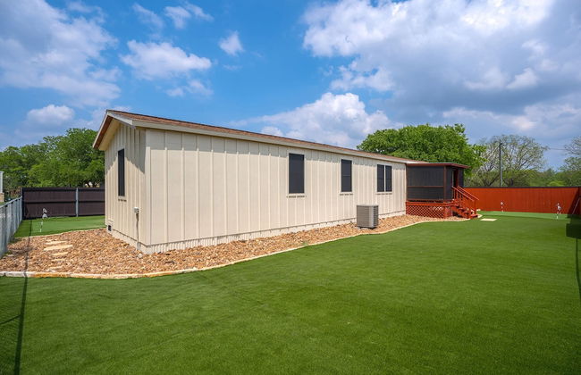 Comfort Charmmini Putting Greengame Roomgrill5 - Photo 36