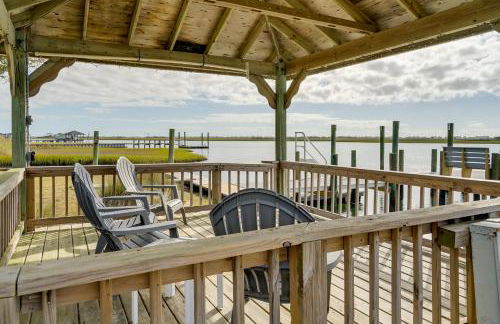 Waterfront Hampstead Home Dock and Waterway Access! - Foto 1