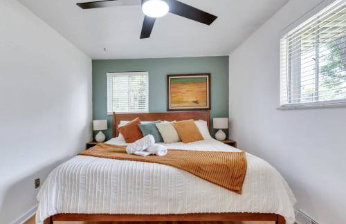 4BD Near DT | Hot Tub, Pingpong & Backyard Fun - Foto 9