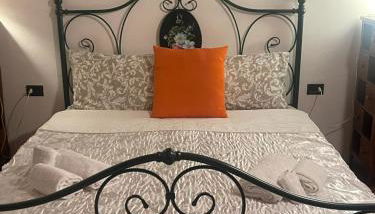 Toscana, La Terra Del Vino Sharon House per Degustare il Chianti! - Foto 4, towels, wardrobe