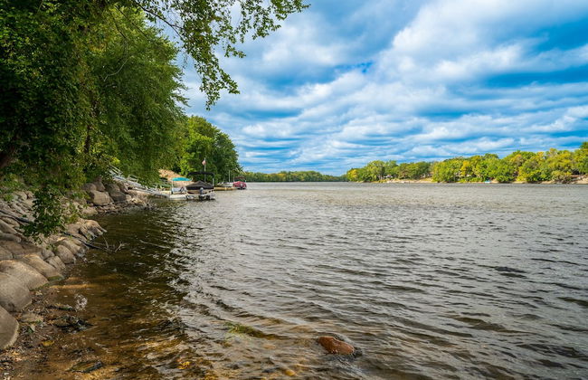 Manor on the River - Whole House - Photo 66