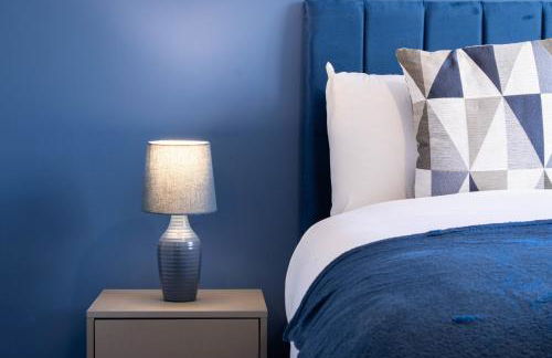 Contractor‑Heaven 5BR Home 4.5 Baths Wakefield - Foto 54