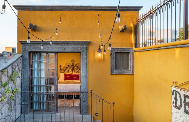 Casa Esperanza, 2BR Designer Charm + Rooftop Views - Foto 24