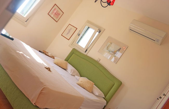 Deep Blue Villa - Photo 3