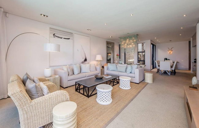 Spacious Holiday Apartment With Pool in Trendy De Waterkant Loader Apartment - Foto 13