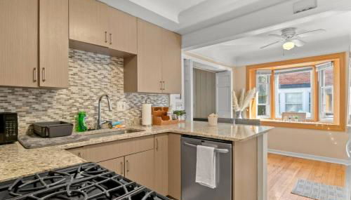 Modern Townhouse Near Everything Shopping Center - Foto 2