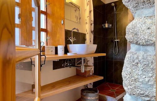 Cottage da Minha Terra 1890 près d'un lac - Foto 36