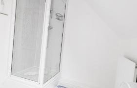 Elegant & Serene 3-BR Retreat Minutes from Heathrow Airport-London- Slough central-Legoland-Ascot-Windsor for Contractors-Families-Relocators-Businesses - Foto 10