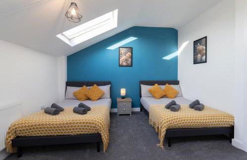 Open Mind Property - 2 Beds & FREE Parking - Photo 1