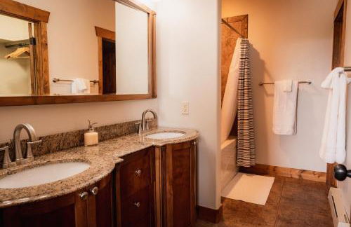 Large & Updated Driggs Condo Close to Town! 40 miles to Grand Teton! - Foto 26