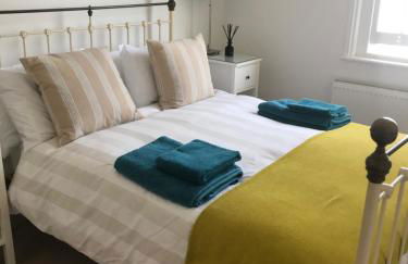 Tree Tops Apartment in Tunbridge Wells - Photo 12