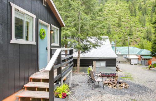 Hike and Fish Mountain Getaway in Avery! - Foto 20