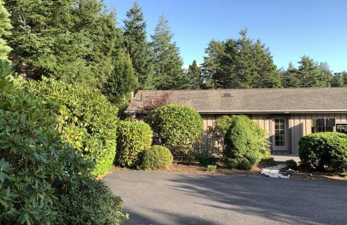 The Redwood Guesthouse at the Floras Lake Getaway - Foto 32