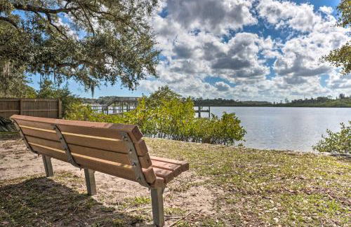 Dog-Friendly Home with Gas Grill - Walk to Rose Bay! - Photo 3