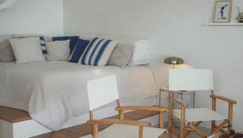 Sunny seaside stay - Photo 4