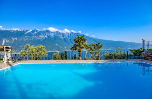 Casa Elka Residence Lake view and pool by Garda Domus Mea - Photo 1
