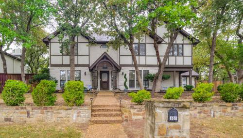 Trophy Haven Retreat With Pool - Foto 2