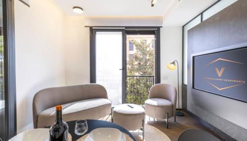 Vittoria's Luxury Apartment Cagliari - Photo 2