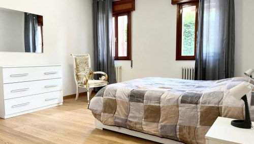 CENTRAL HOUSE - Foto 1