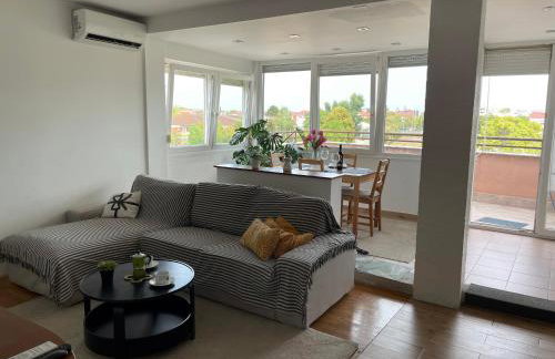 Val Boutique Apartment Terrace & Free Parking - Photo 9