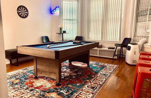 Historic Downtown 3bdr with Pool Table - Foto 8