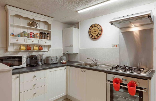 Ground Floor Apartment W/large Enclosed Garden - Foto 7