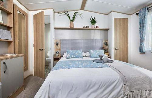 Cornwall Holiday Cabin with Hot tub & Sea view - Foto 3