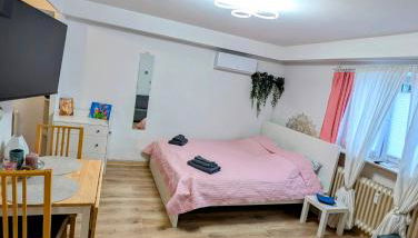 Apartment with AC, full kitchen, self check in, parking, 8 min to SAP campus, Wi Fi - Foto 5