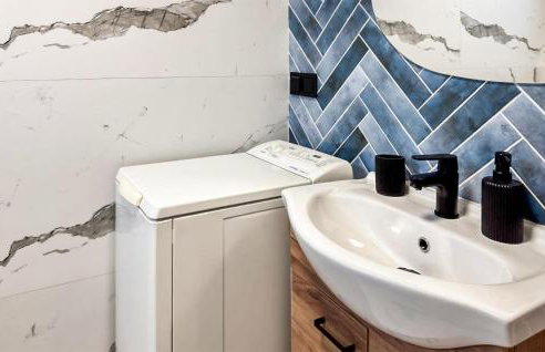 2 Bedroom Gorgeous Home In Zuromino - Foto 12