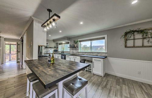 Mtn Escape with Deck and Views - Near Race Track! - Foto 9